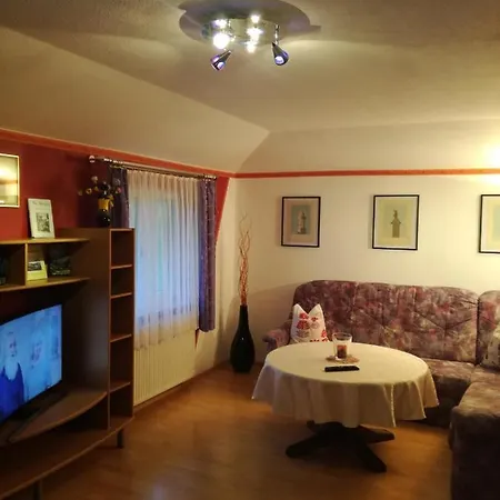 Zur Alten Schlosserei Apartment *